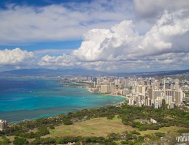 Diamond Head, um vulcão inativo em O’ahu Diamond Head, um vulcão inativo em O’ahu